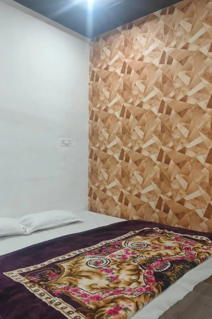 Hotel Shree Ambey Varanasi